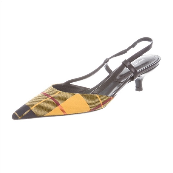 Shoes - Picture 5 of 9